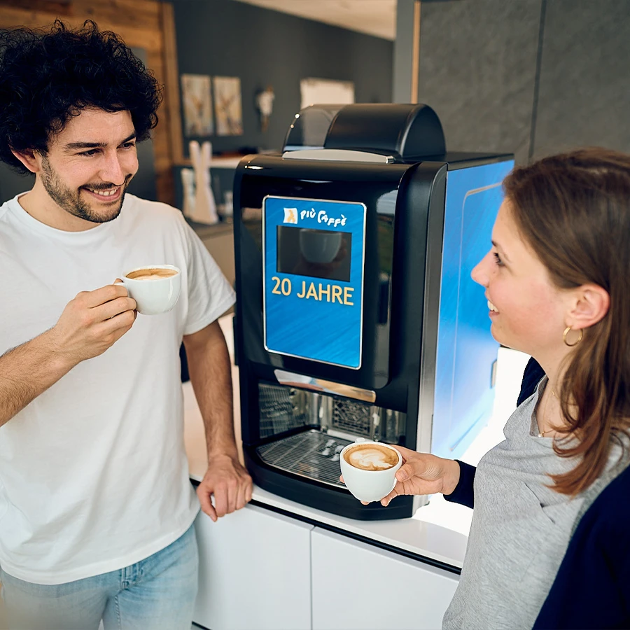 Der Kaffeevollautomat più 350 touch eignet sich für große Unternehmen und Firmen. Er macht Mitarbeitende und Gäste glücklich.